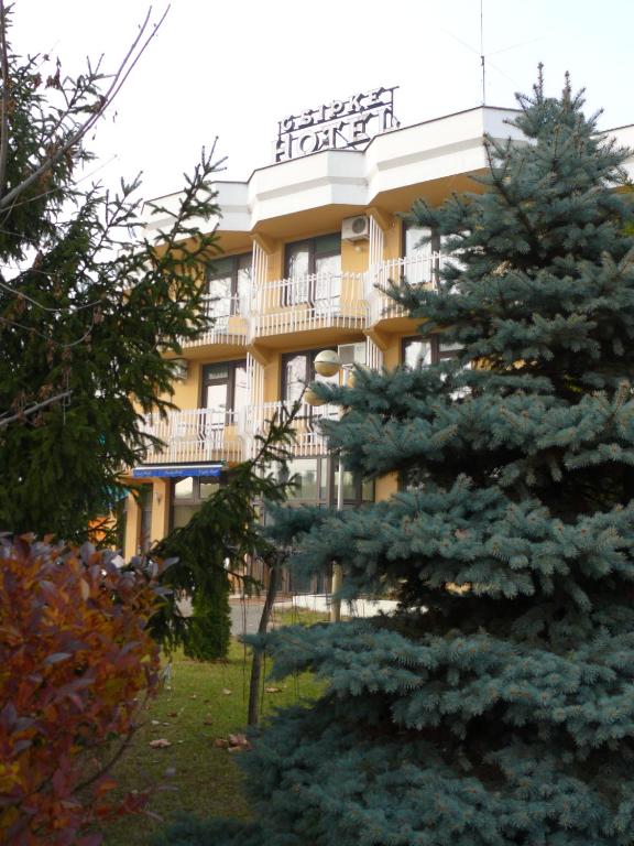 Budova, v ktorej sa hotel nachádza