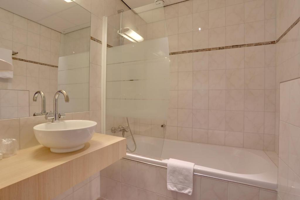 Queen Hotel - Resim 21