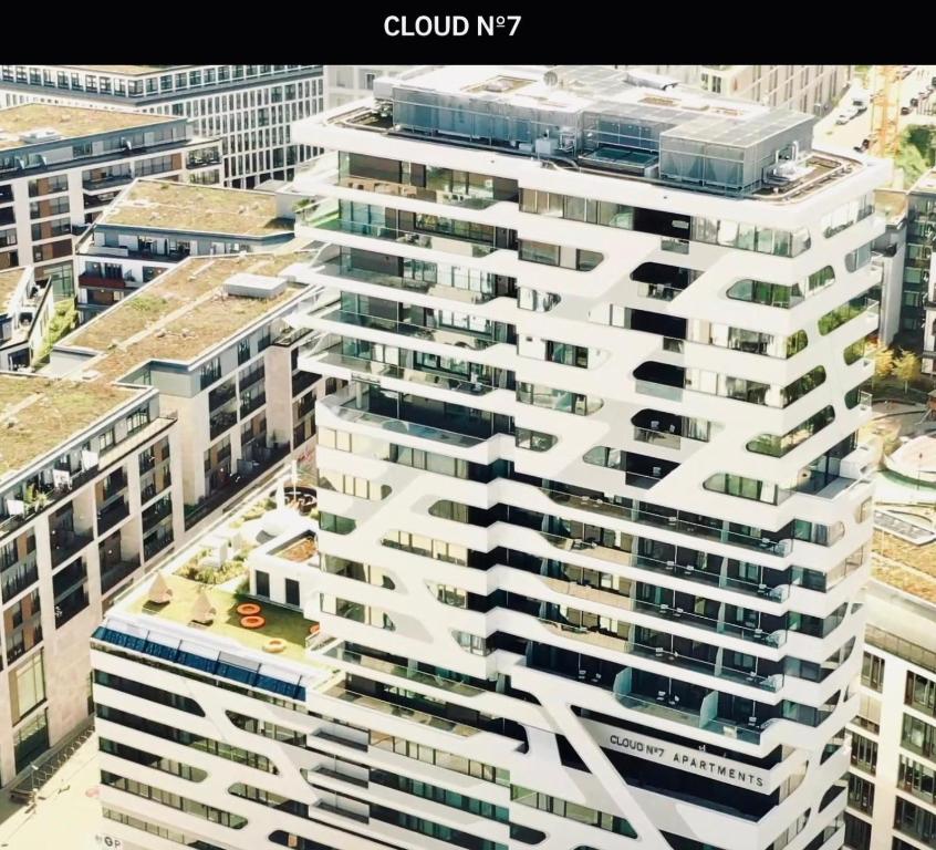 CLOUD No7 APARTMENTS - Resim 9