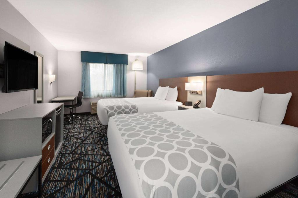 Baymont by Wyndham Warrenton - Habitación Con 2 Camas Grandes - No Fumadores