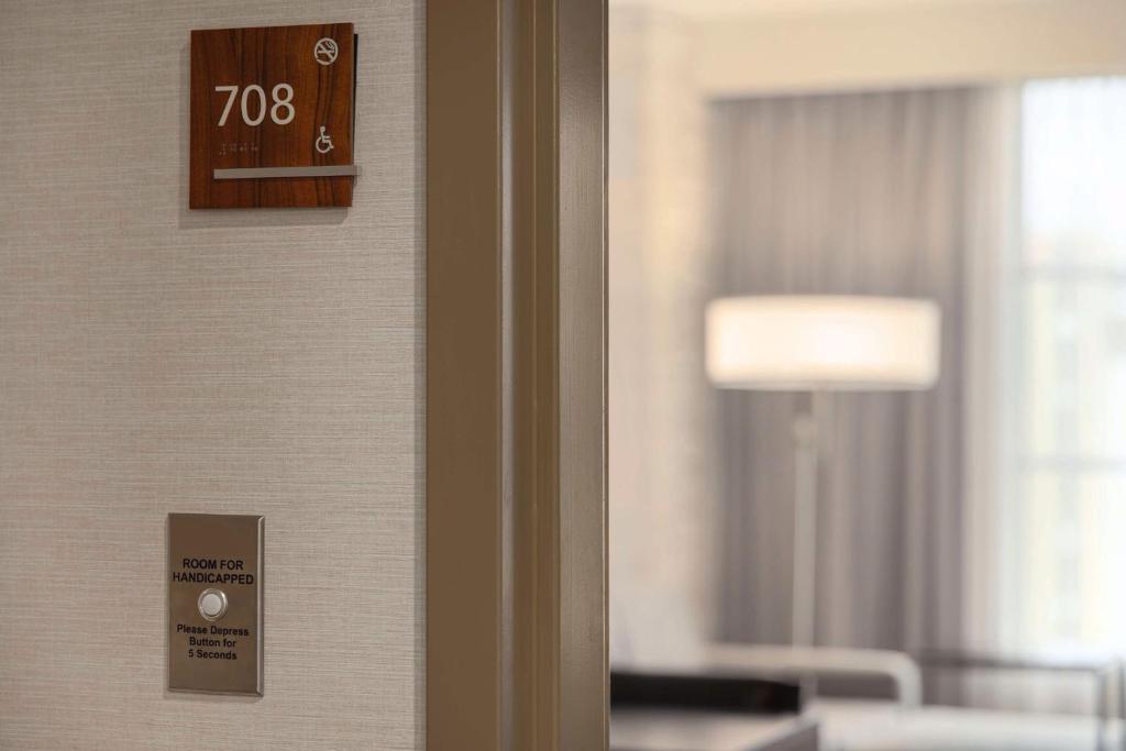 Embassy Suites Chattanooga Hamilton Place photo