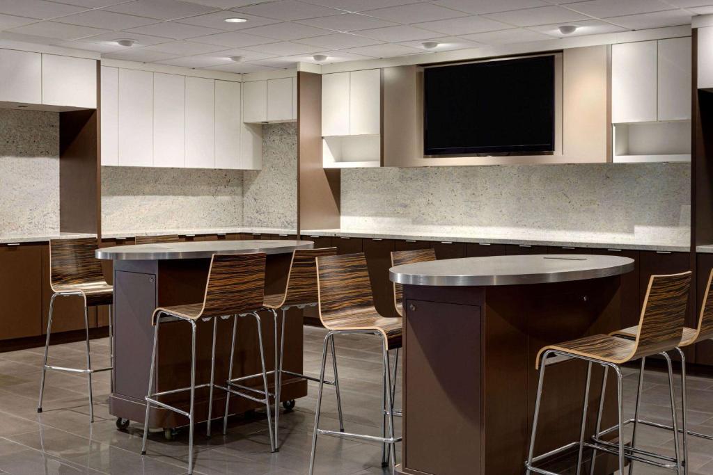 Wyndham Edmonton Hotel and Conference Centre - Resim 45