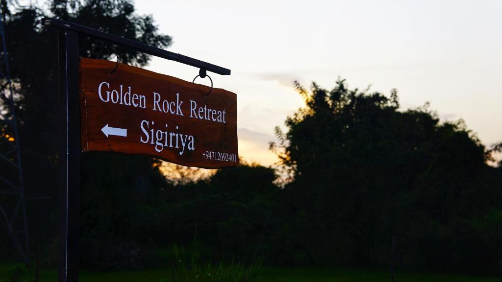 Certifikát, hodnocení, plakát nebo jiný dokument vystavený v ubytování Golden Rock Retreat Sigiriya