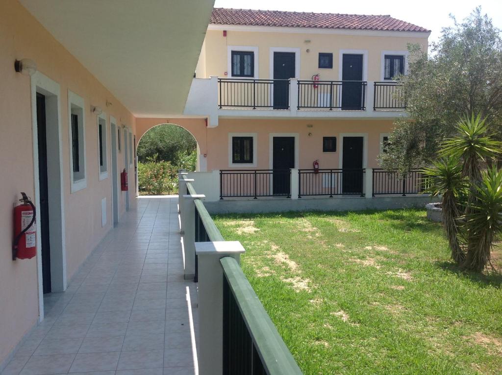 Zahrada ubytování Yianetta Hotel Apartments