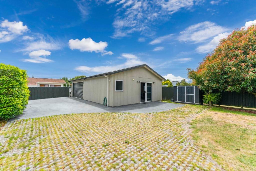 Hilltop Hideaway - Resim 6