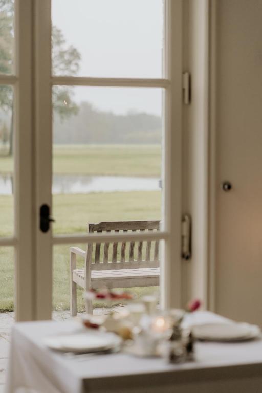 Fotografie z fotogalerie ubytování B&B Kasteel Den Tip v destinaci Arendonk