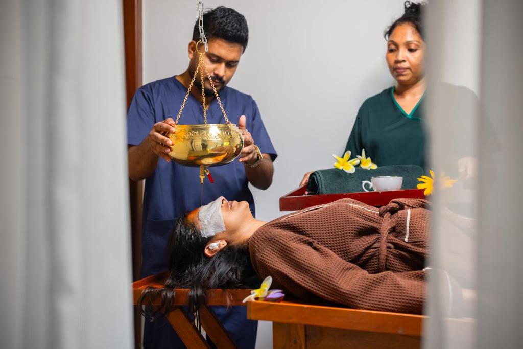 Επισκέπτες που μένουν στο Ayuwaters Authentic Yoga and Full Board Ayurveda Retreat by the Bentota River