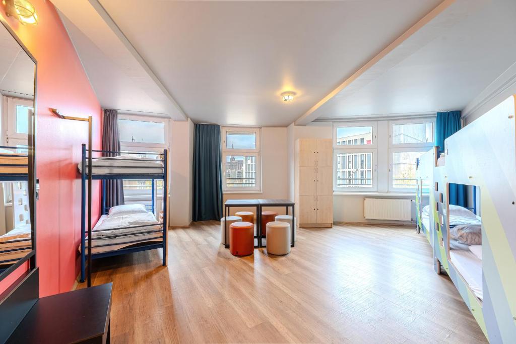 a&o Hamburg Hauptbahnhof - Resim 36