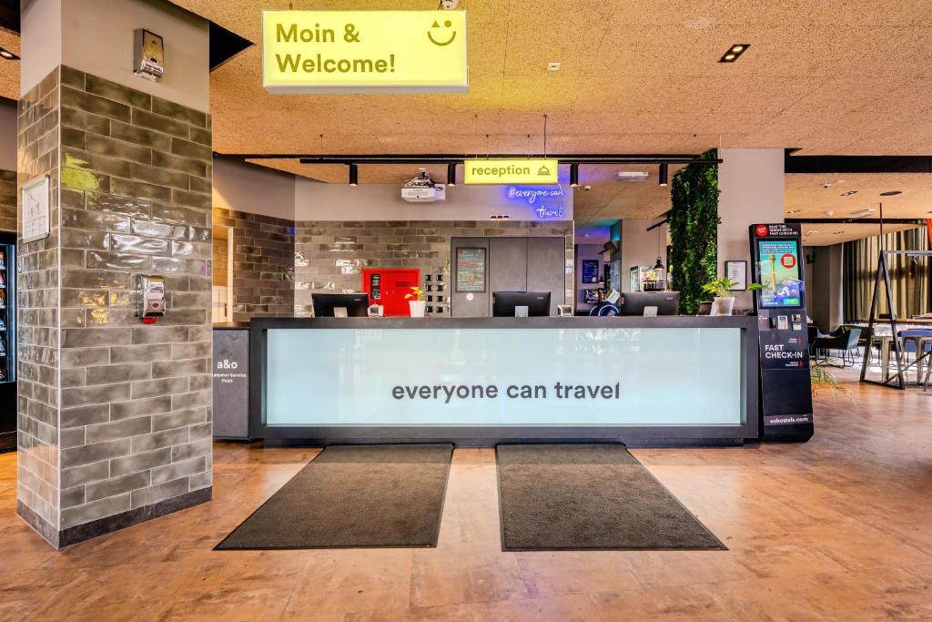Vstupní hala nebo recepce v ubytování a&o Hamburg Hauptbahnhof