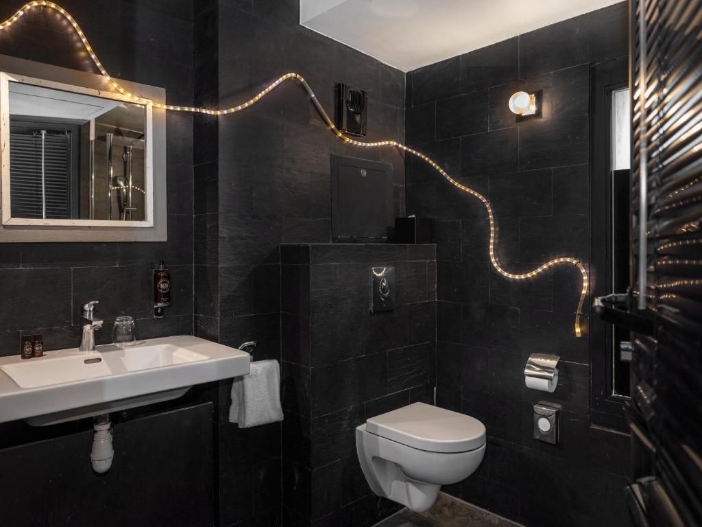 Hôtel Edgar & Achille - Resim 44