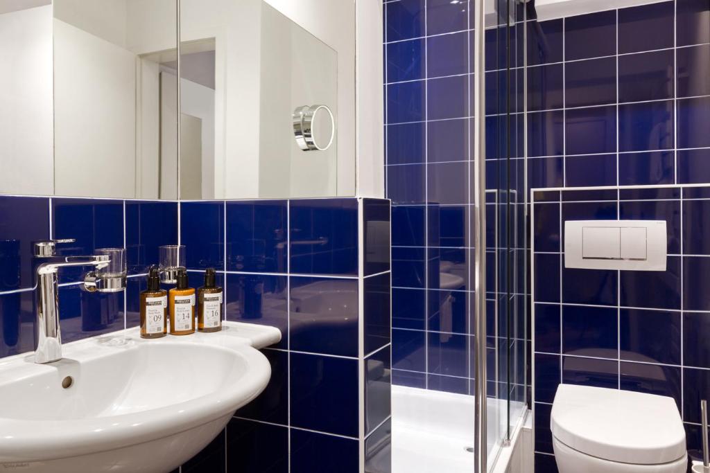 Koupelna v ubytování Hotel Künstlerquartier Seezeichen