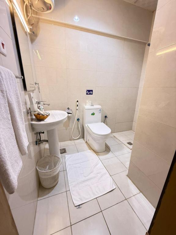 Vannituba majutusasutuses Wahet Al Deafah Hotel