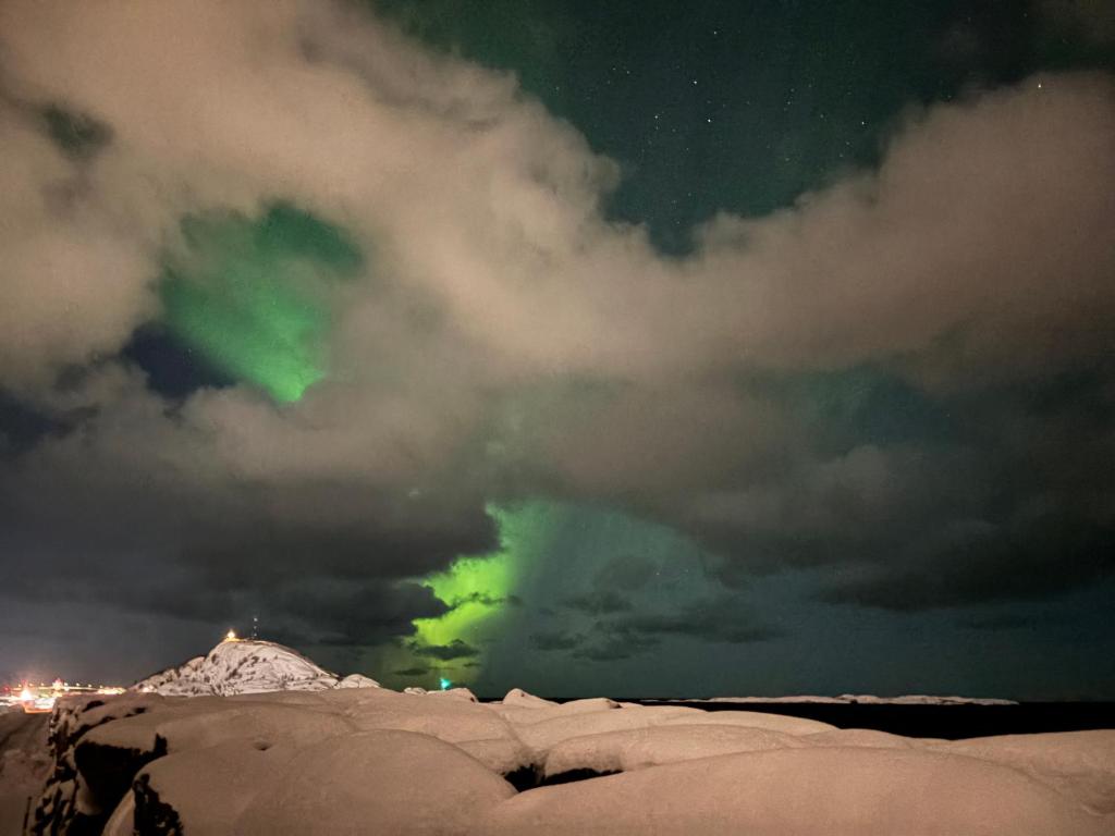Lofoten Bed & Breakfast Reine - Rooms & Apartments photo