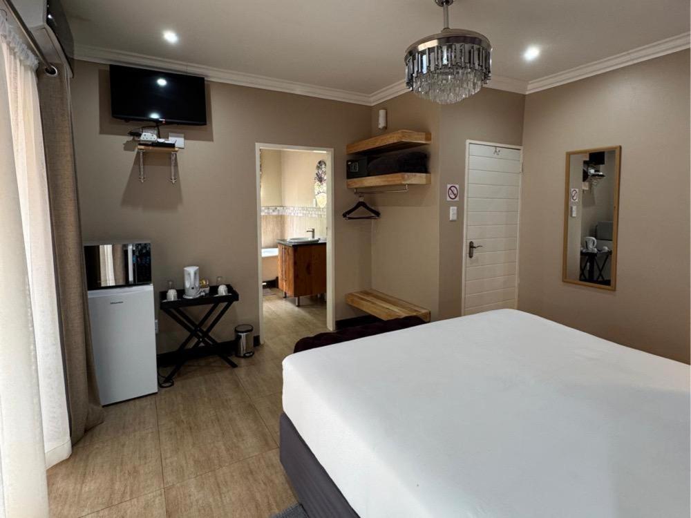 Thabazimbi Country Lodge - Room King Superior