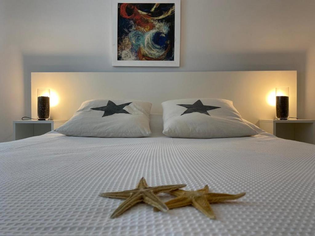 Letto o letti in una camera di Caleta VIEW - Alojamientos