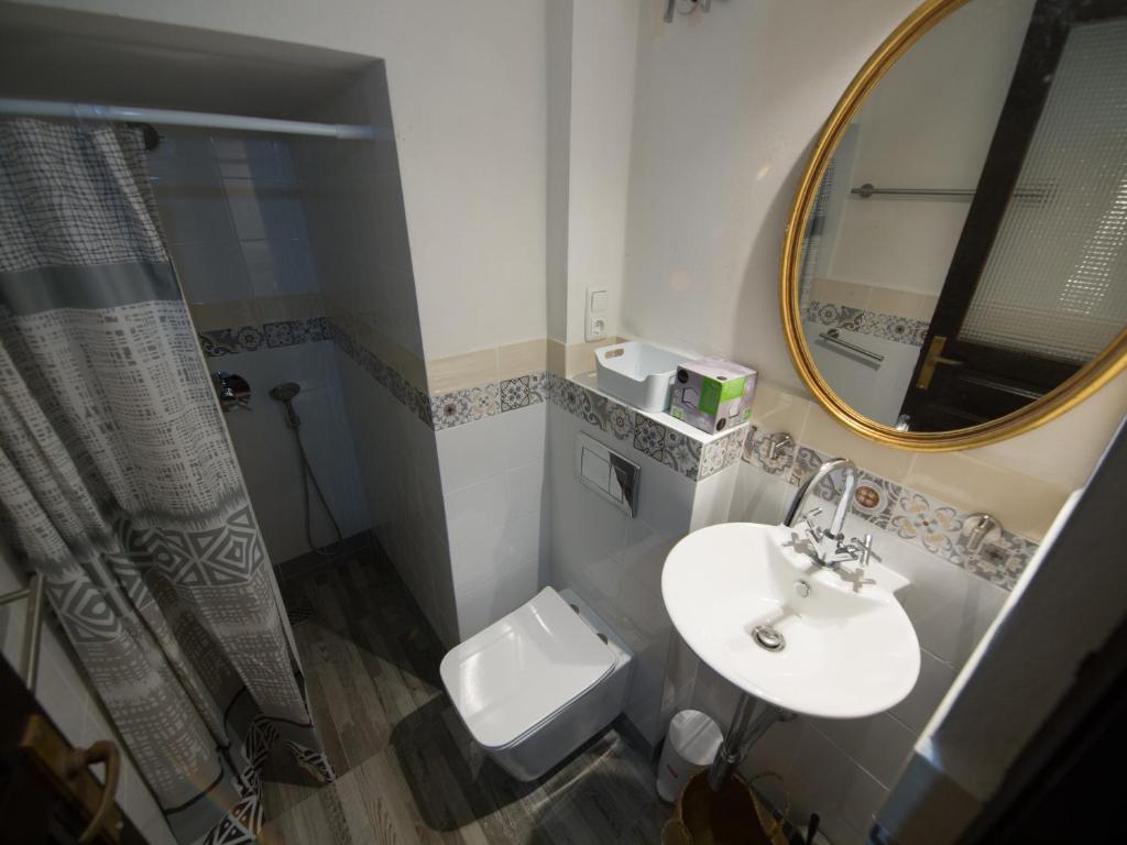 Koupelna v ubytování Guest House Bellaguarda