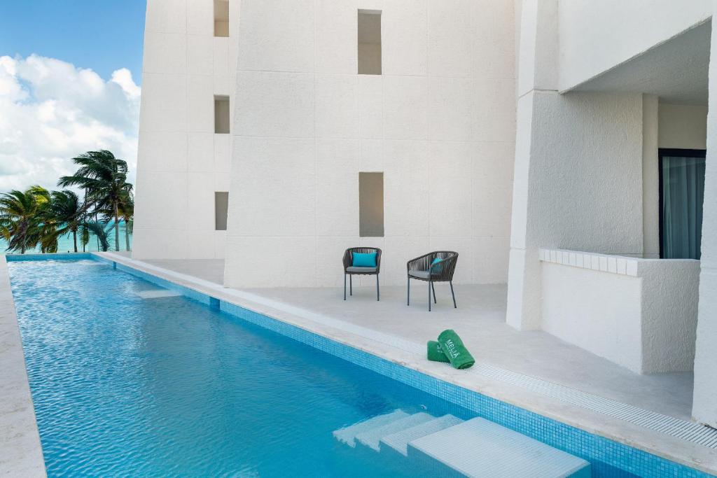Bazén v ubytování Melia Casa Maya Cancun All Inclusive nebo v jeho okolí