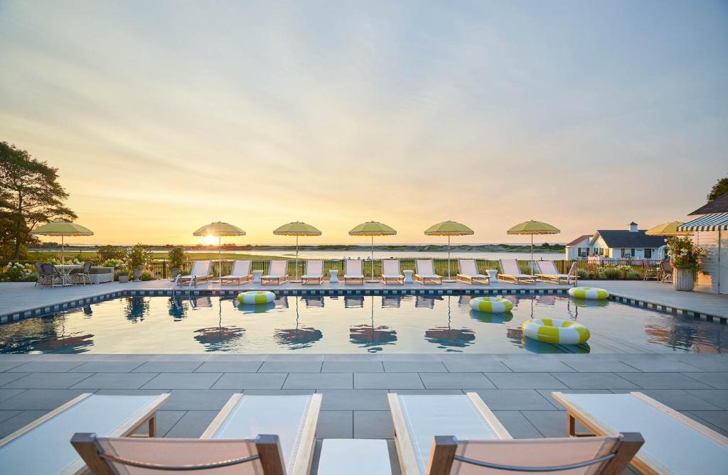 The Dunes on the Waterfront