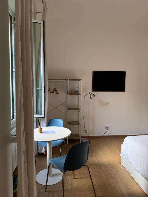 Flat 7 Rome Guesthouse - 8