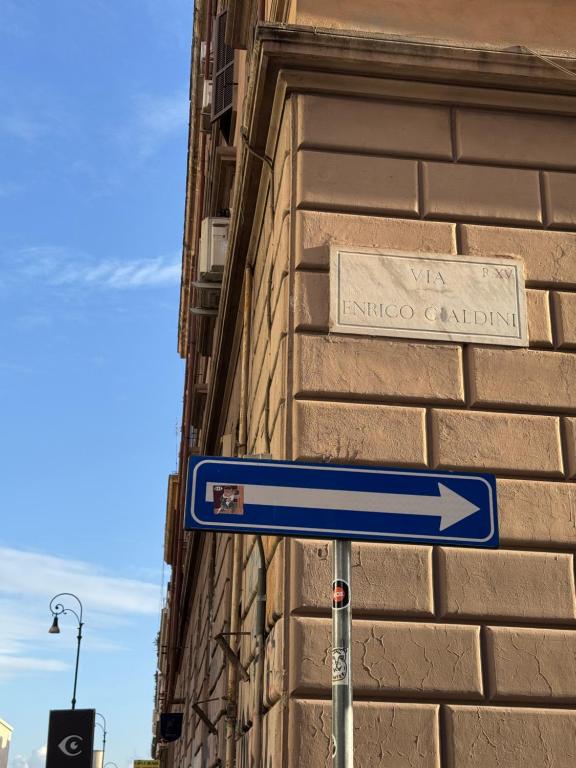 Flat 7 Rome Guesthouse - 12