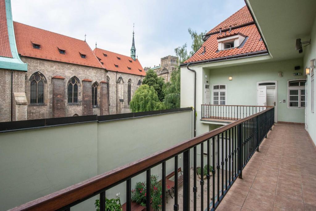 St Wenceslas House - Resim 5