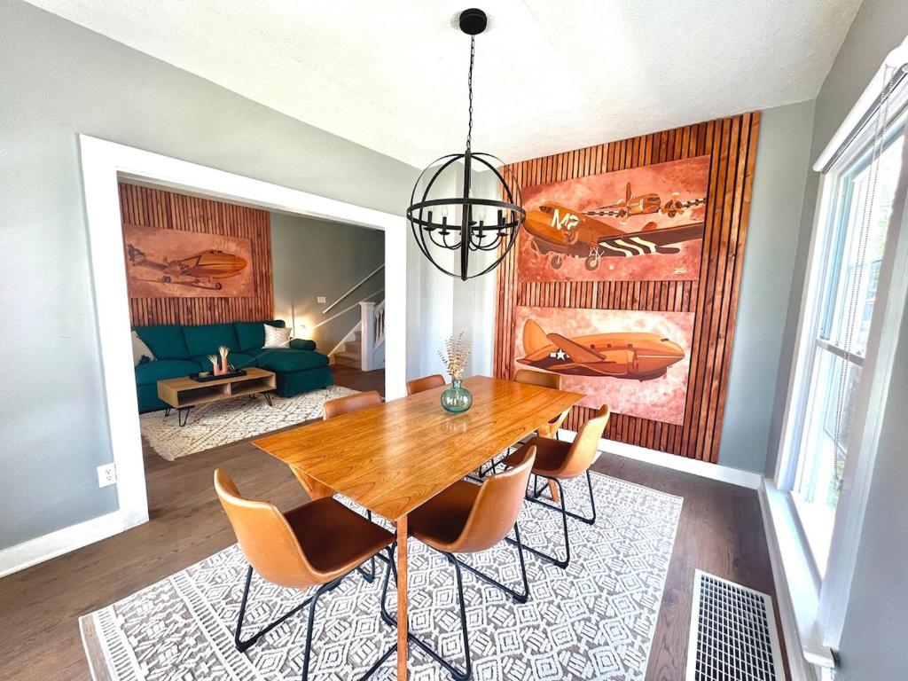 Χώρος καθιστικού στο The Airplane Art House