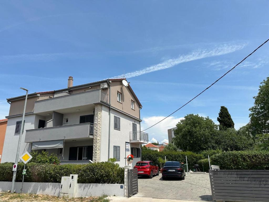 Budova, kde se apartmán nachází