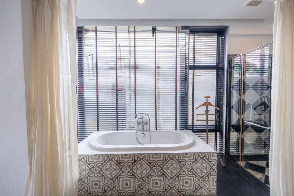 See Sea Villa Phuket SHA - Resim 34