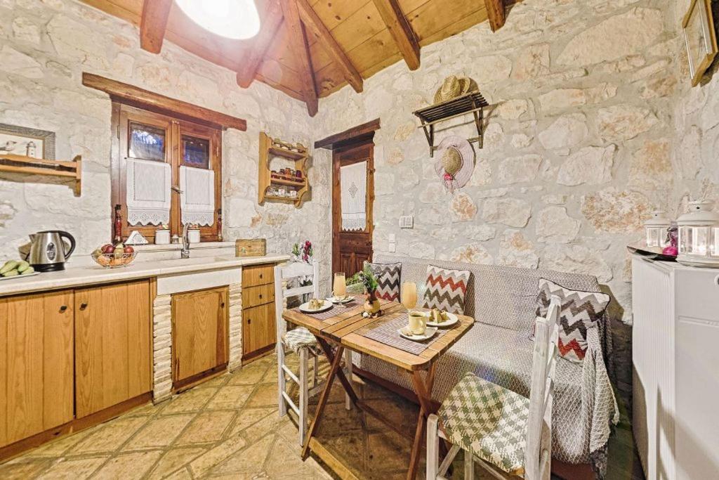 Kuchyňa alebo kuchynka v ubytovaní Villa Poseidon Residence