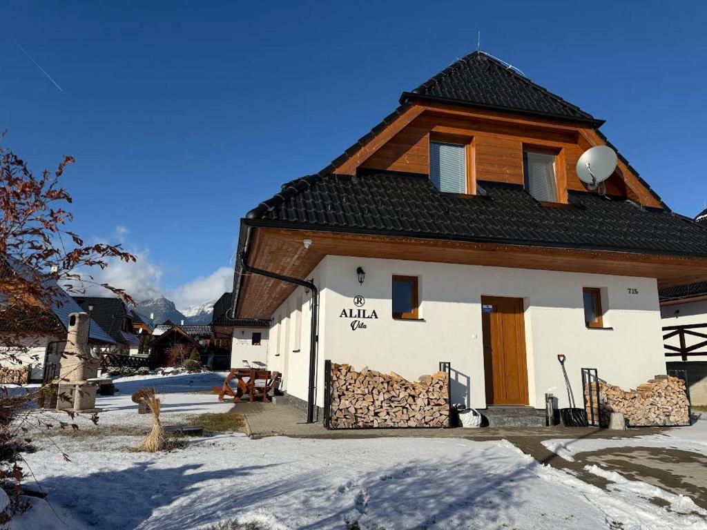 Budova, kde se prázdninový dům nachází