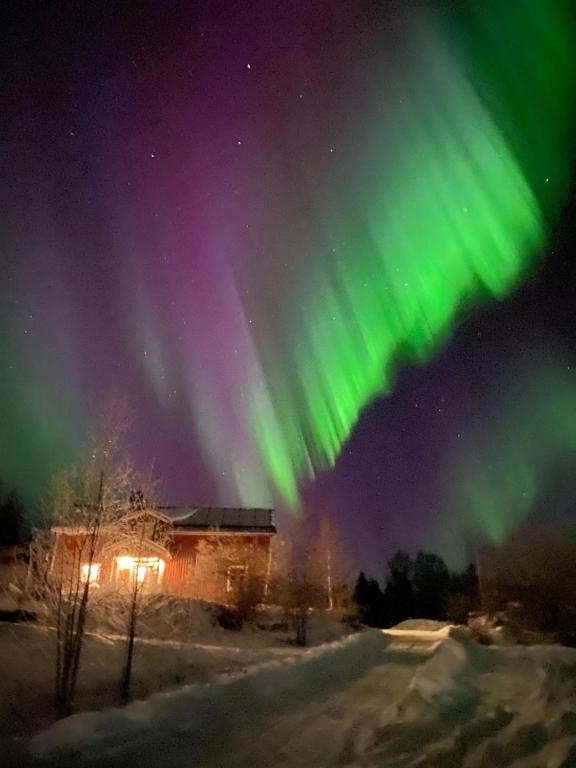 Fotografie z fotogalerie ubytování Kleines Haus in Schweden v destinaci Viksjö