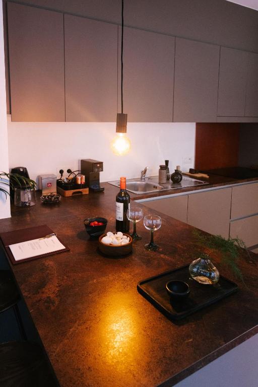 Cucina o angolo cottura di Aplace Antwerp - marvellous flats & hotel rooms - Leeuwenstraat 20