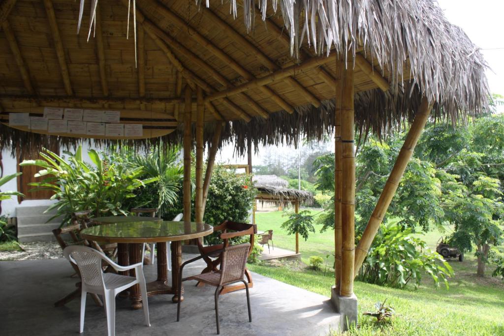 Zahrada ubytování Hosteria Guachapeli