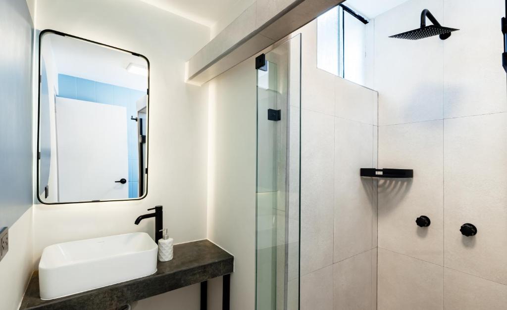 Koupelna v ubytování Miraflores Suites Centro