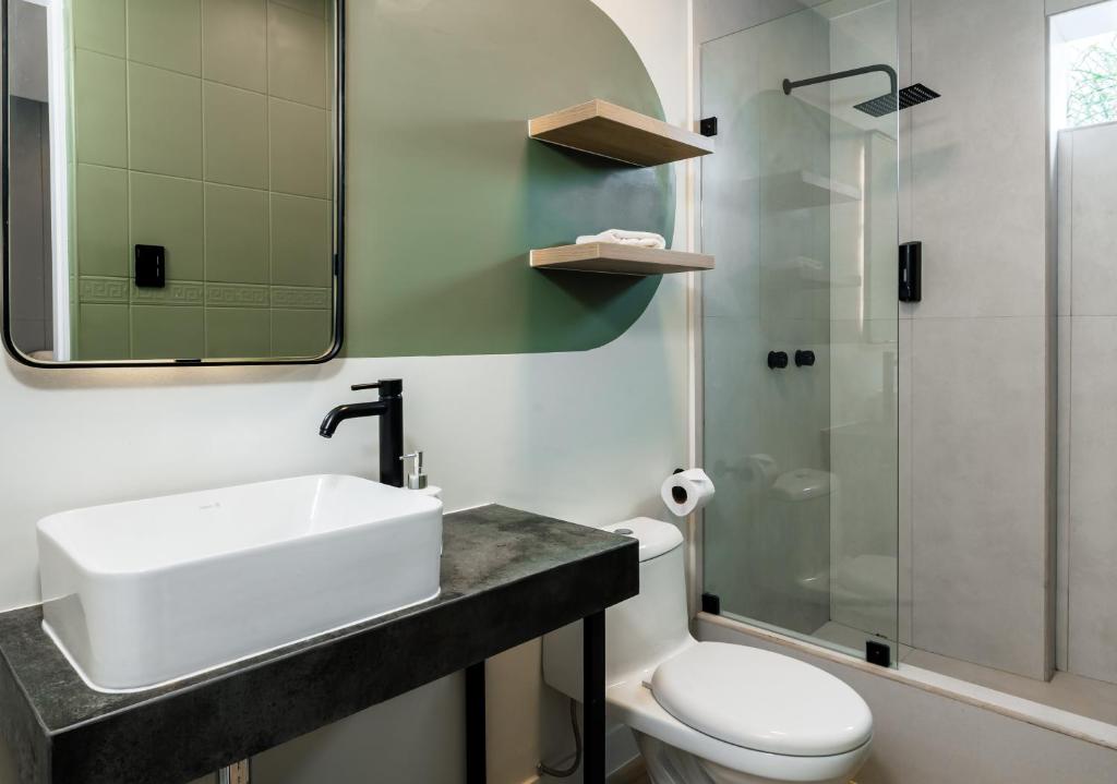 Koupelna v ubytování Miraflores Suites Centro