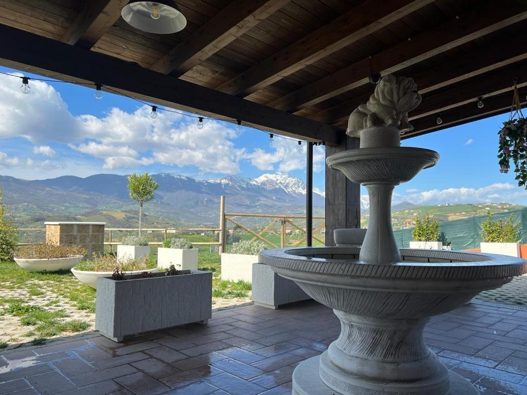 Nespecifikovaný výhled na hory nebo výhled na hory při pohledu z bed and breakfast