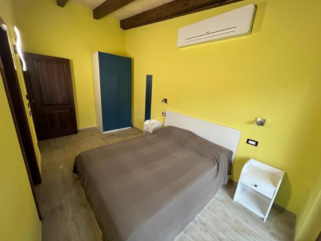 Postel nebo postele na pokoji v ubytování B&B House