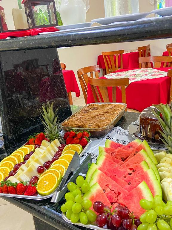 Comida no hotel ou em algum lugar perto