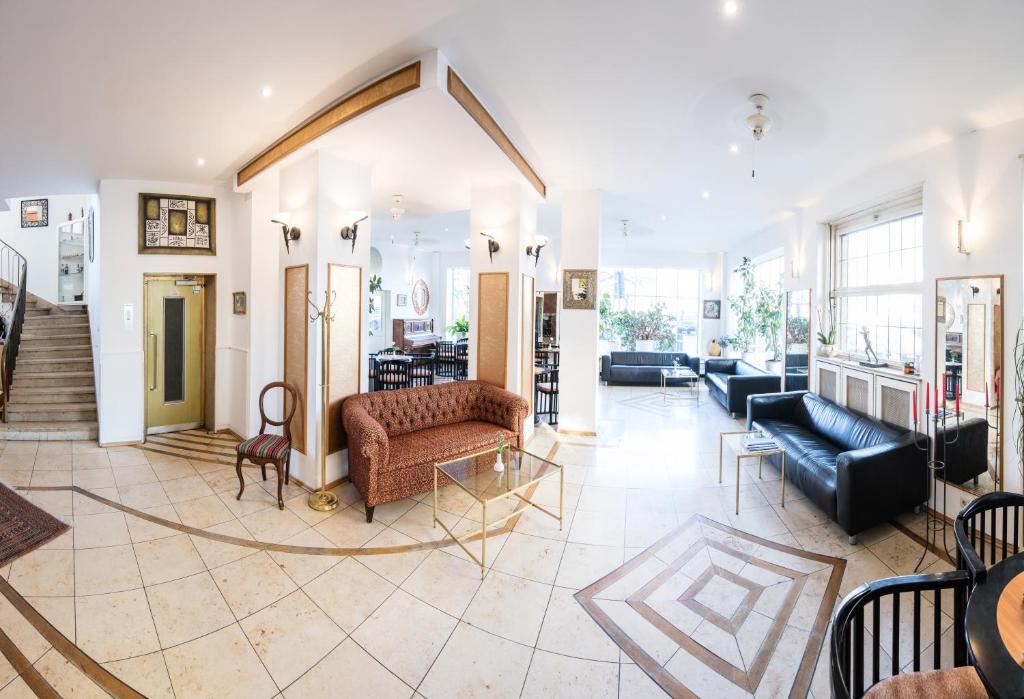 Hotel Central Hauptbahnhof - Resim 9