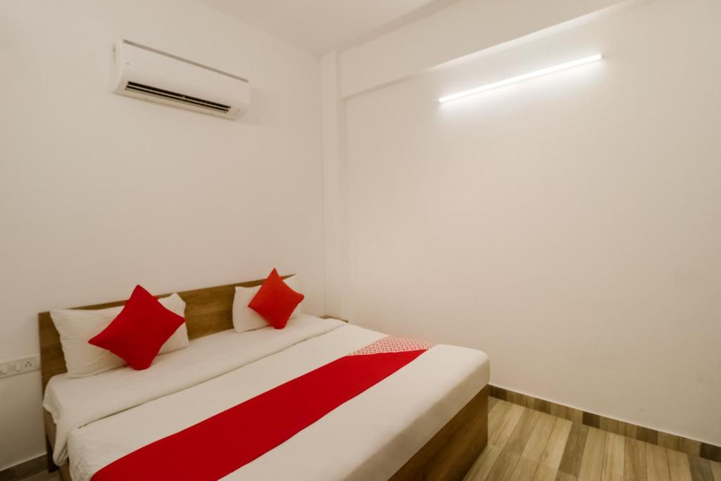 Postel nebo postele na pokoji v ubytování Super Hotel O Perky Stay
