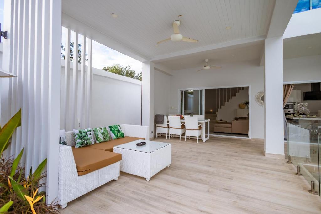 Posezení v ubytování Koh Chang Luxury Pool Villas Premium