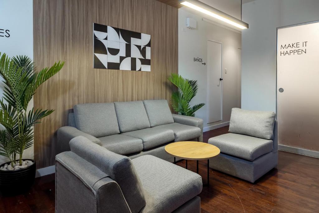 Posezení v ubytování Miraflores Suites Centro