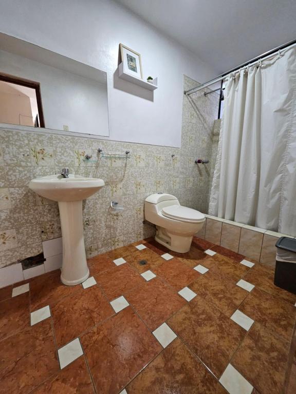 Koupelna v ubytování Hotel Acuario