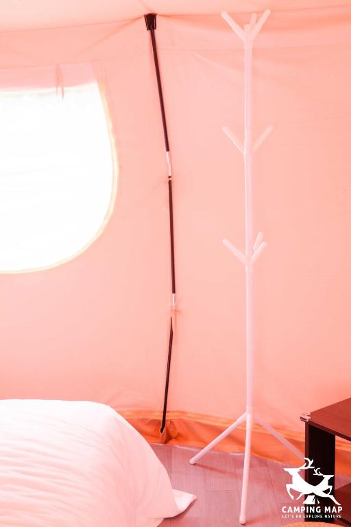 Postel nebo postele na pokoji v ubytování 99Glamping
