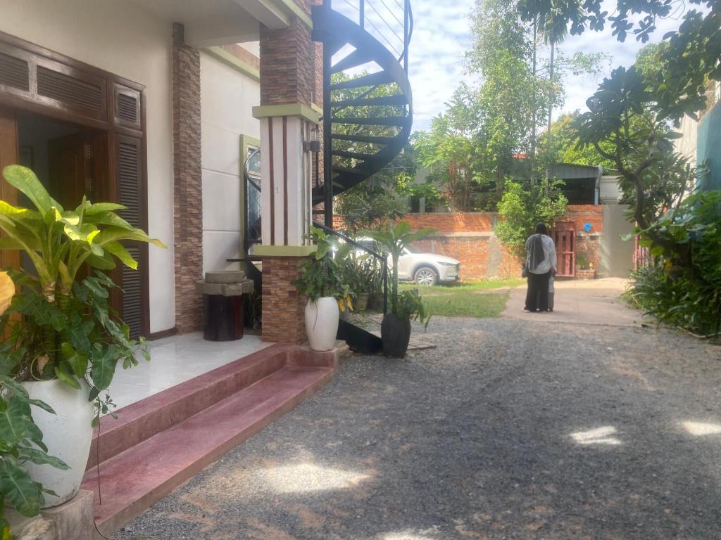 Zahrada ubytování Sophat Villa