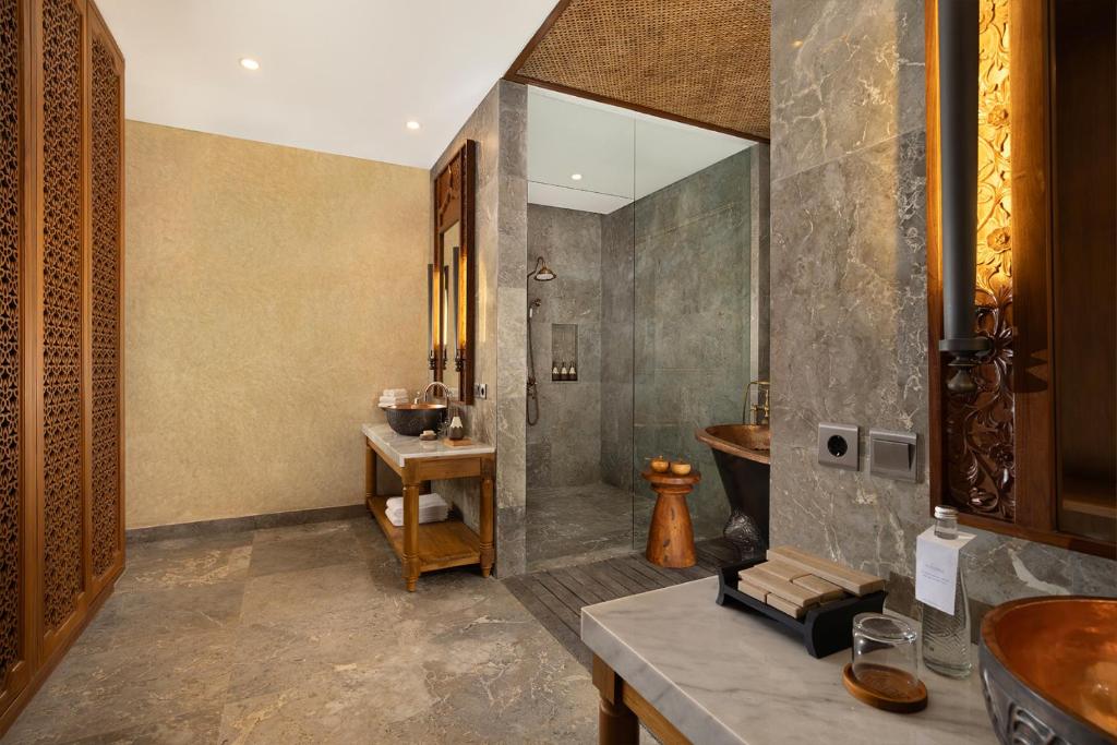 Koupelna v ubytování Abisena Wellness & Resort Ubud-Adult Only