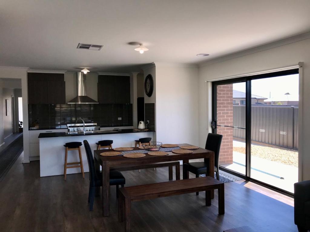 Foto dalla galleria di New modern and spacious in a quiet location only 12 min from the city a Strathfieldsaye