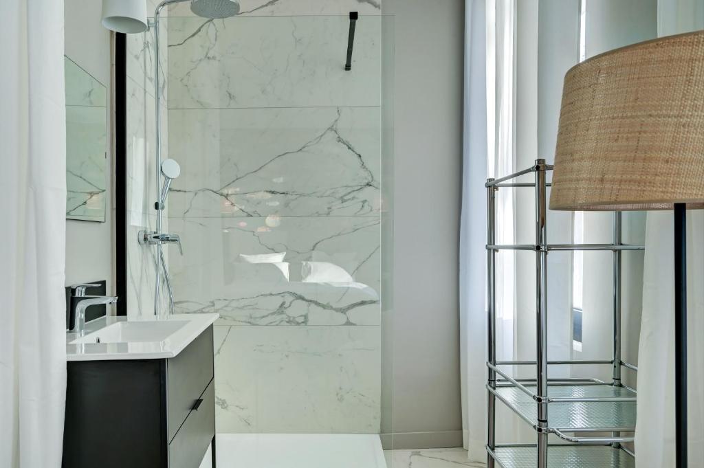 Hôtel Bellegarde by Viktor - 13