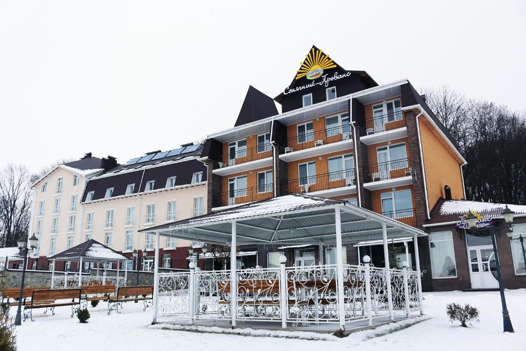 Budova, kde se hotel nachází