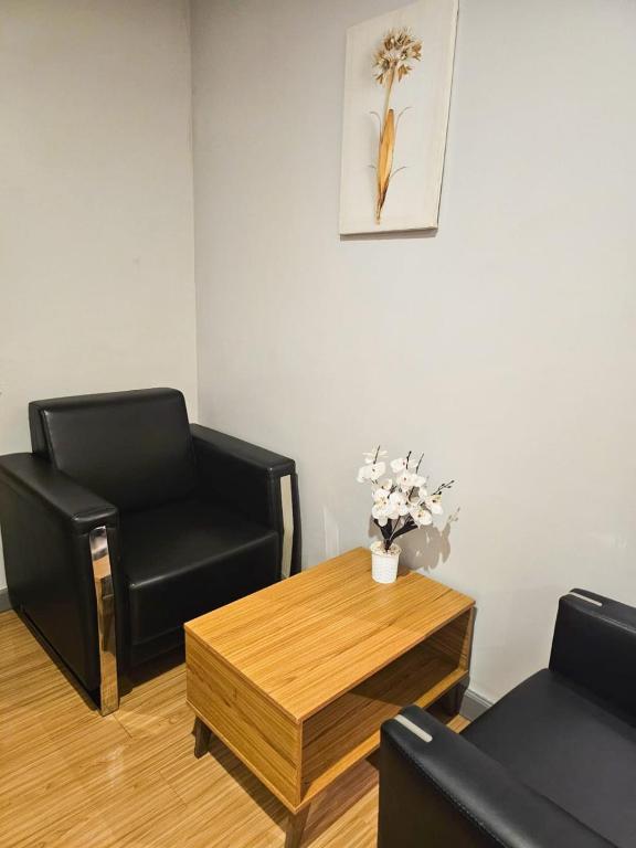 Posezení v ubytování Raha Suites - Westlands